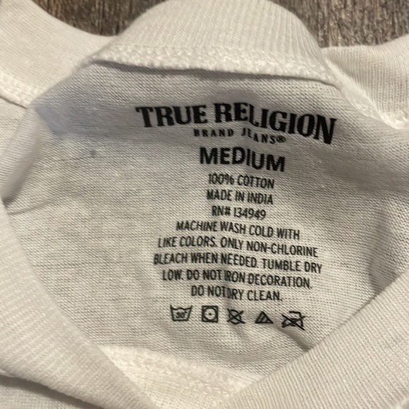 True Religion T-shirt - Picture 5 of 10